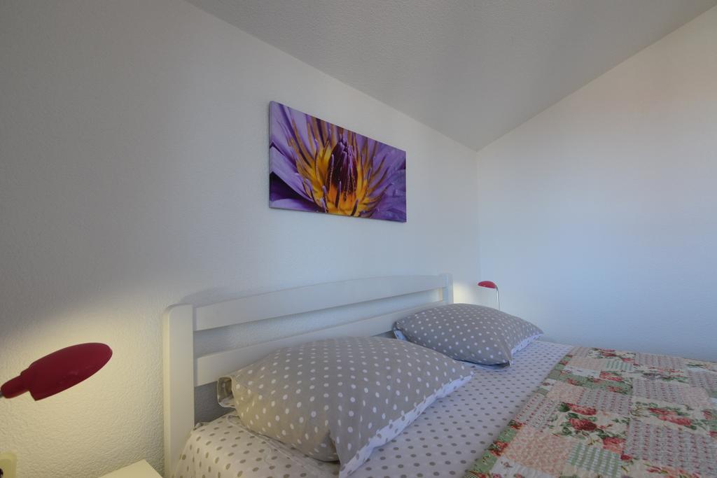 Apartments Batarilo Biograd Na Moru Esterno foto
