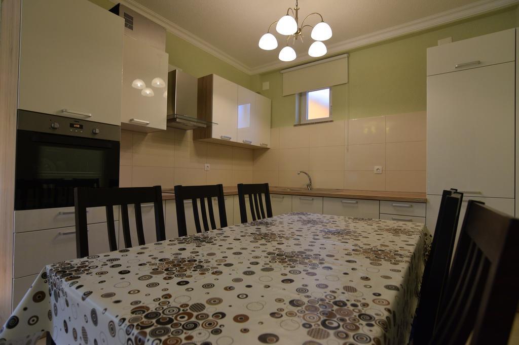 Apartments Batarilo Biograd Na Moru Esterno foto